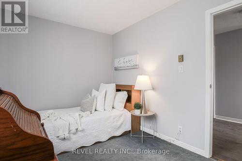 36 Birchcliff Avenue, Kawartha Lakes, ON - Indoor Photo Showing Bedroom