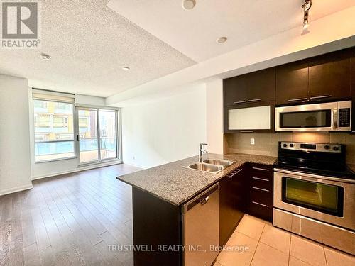 807 - 500 Sherbourne Street, Toronto, ON - Indoor Photo Showing Kitchen With Double Sink