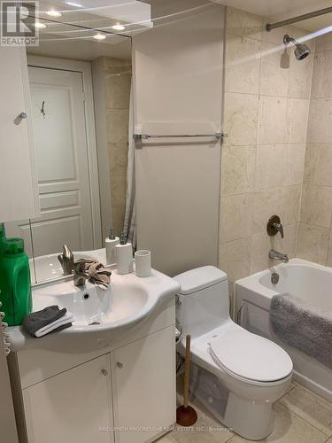 507 - 1 Avondale Avenue, Toronto, ON - Indoor Photo Showing Bathroom