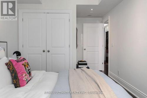 413 - 1717 Avenue Road, Toronto, ON - Indoor Photo Showing Bedroom