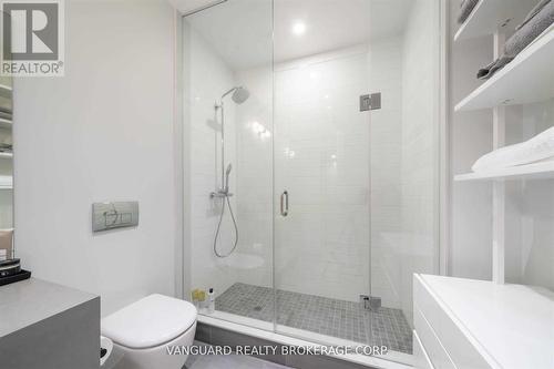 213 - 6 Jackes Avenue, Toronto, ON - Indoor Photo Showing Bathroom