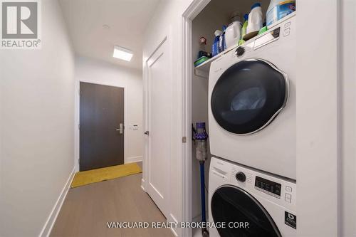 213 - 6 Jackes Avenue, Toronto, ON - Indoor Photo Showing Laundry Room