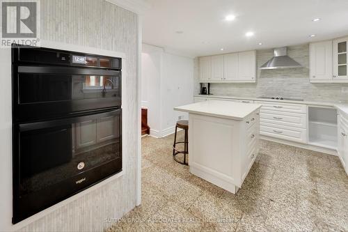 30 Brucewood Crescent, Toronto, ON - Indoor Photo Showing Kitchen