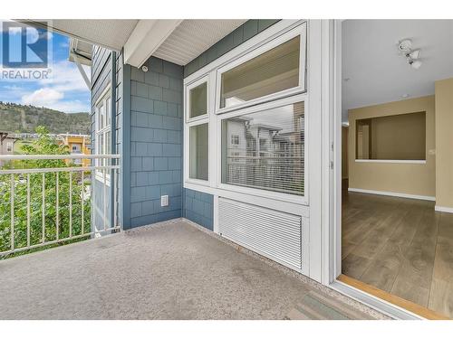 551 Yates Road Unit# 302, Kelowna, BC - Outdoor With Exterior