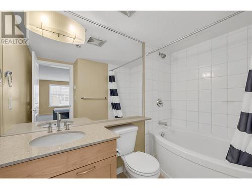 551 Yates Road Unit# 302, Kelowna, BC - Indoor Photo Showing Bathroom
