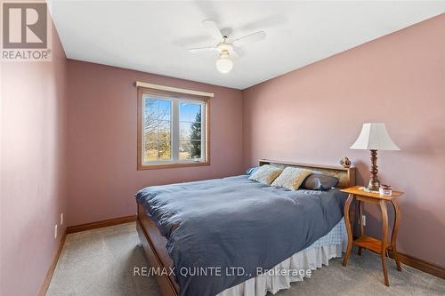 987 Highway 62 Road, Prince Edward County, ON - Indoor Photo Showing Bedroom