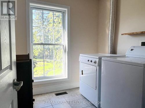 223 - 225 William Street, Belleville, ON - Indoor Photo Showing Laundry Room
