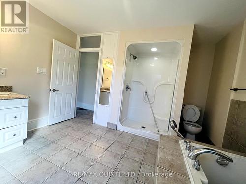 223 - 225 William Street, Belleville, ON - Indoor Photo Showing Bathroom