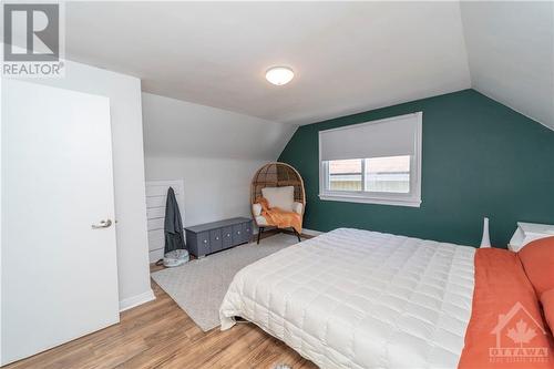 Photo is from previous tenant - 891 Riddell Avenue N, Ottawa, ON - Indoor Photo Showing Bedroom