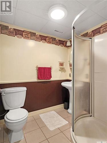 238 Postnikoff Crescent, Saskatoon, SK - Indoor Photo Showing Bathroom