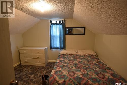 16 Pops' Place, Nipawin Rm No. 487, SK - Indoor Photo Showing Bedroom