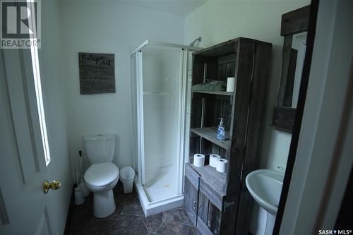 16 Pops' Place, Nipawin Rm No. 487, SK - Indoor Photo Showing Bathroom