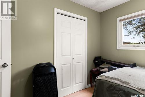 283 Dalgliesh Drive, Regina, SK - Indoor Photo Showing Bedroom