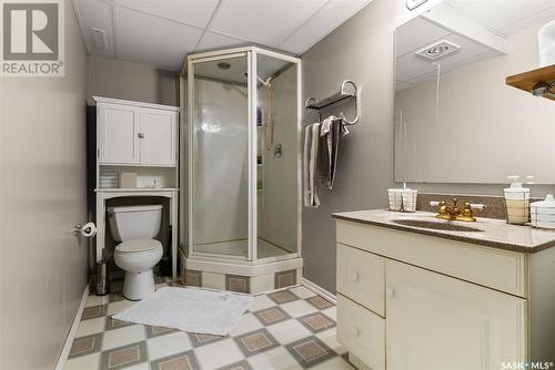 283 Dalgliesh Drive, Regina, SK - Indoor Photo Showing Bathroom