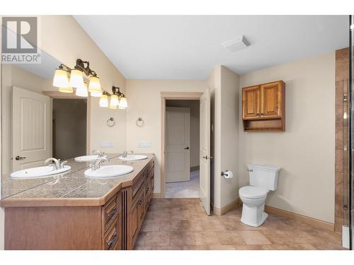 315 Quilchena Drive, Kelowna, BC - Indoor Photo Showing Bathroom