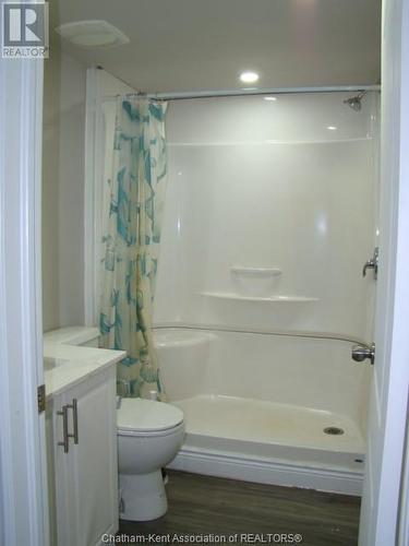 12559 John Street, Chatham-Kent, ON - Indoor Photo Showing Bathroom