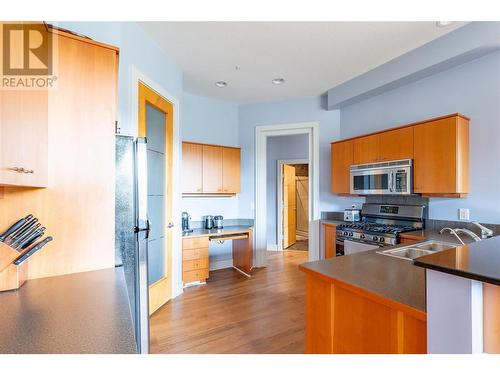 101 Falcon Point Way Unit# 3, Vernon, BC - Indoor Photo Showing Kitchen