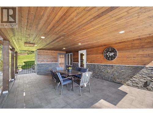 2740 Lakeview Road, West Kelowna, BC - Outdoor