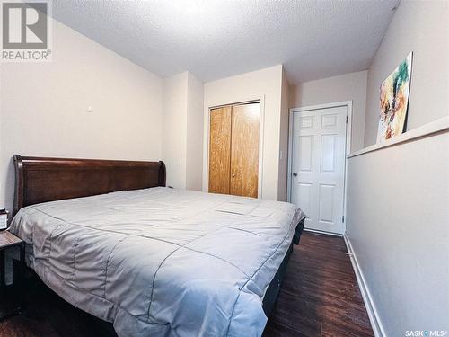 97 Bell Street, Regina, SK - Indoor Photo Showing Bedroom