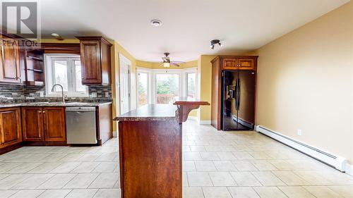 1 Kelly'S Lane, Torbay, NL - Indoor Photo Showing Kitchen With Double Sink