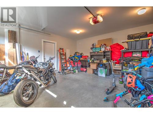 6600 Okanagan Avenue Unit# 28 Lot# 28, Vernon, BC - Indoor Photo Showing Garage