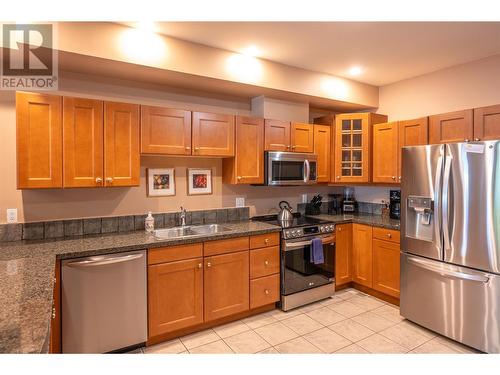 5401 Lakeshore Drive Unit# 104, Osoyoos, BC - Indoor Photo Showing Kitchen With Double Sink