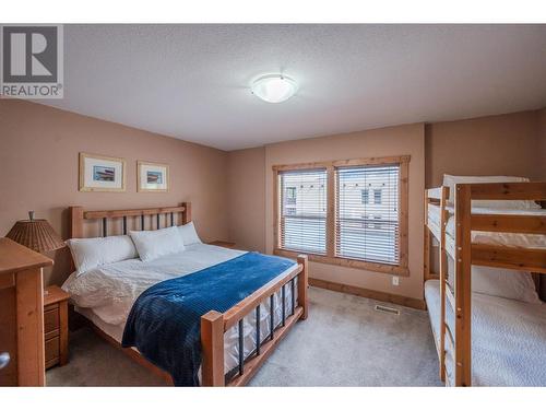 5401 Lakeshore Drive Unit# 104, Osoyoos, BC - Indoor Photo Showing Bedroom