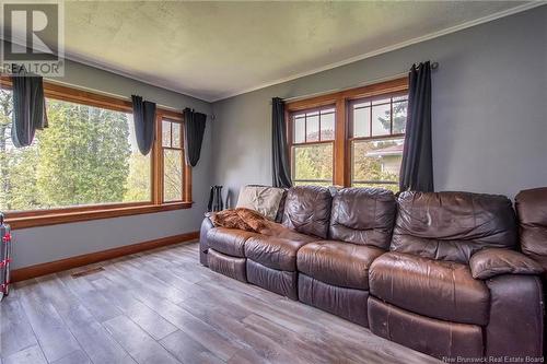 1865 Red Head Road, Saint John, NB - Indoor Photo Showing Living Room