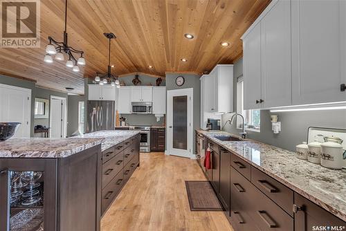 King Country Acreage, Dundurn Rm No. 314, SK - Indoor Photo Showing Kitchen With Stainless Steel Kitchen With Upgraded Kitchen