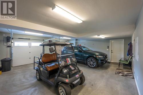 2450 Radio Tower Road Unit# 199, Oliver, BC - Indoor Photo Showing Garage