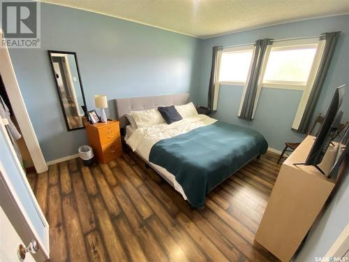 291 Fourth Avenue N, Yorkton, SK - Indoor Photo Showing Bedroom