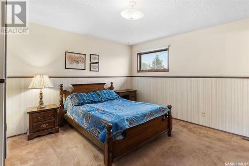 230 Whitecap Crescent, Saskatoon, SK - Indoor Photo Showing Bedroom