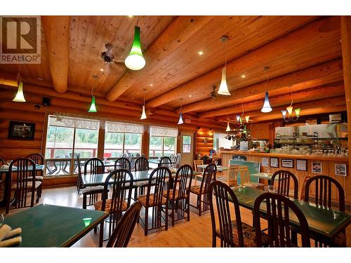 1681 Sugar Lake Road Unit# 67, Cherryville, BC - Indoor Photo Showing Dining Room