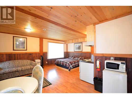 1681 Sugar Lake Road Unit# 67, Cherryville, BC - Indoor