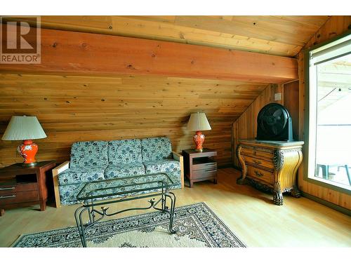 1681 Sugar Lake Road Unit# 67, Cherryville, BC - Indoor