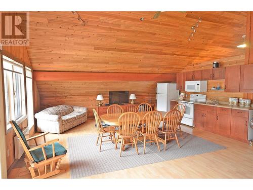 1681 Sugar Lake Road Unit# 67, Cherryville, BC - Indoor