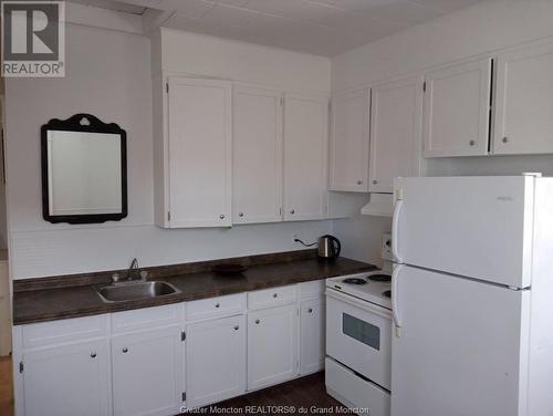 30-32 Patterson Street, Campbellton, NB - Indoor Photo Showing Kitchen