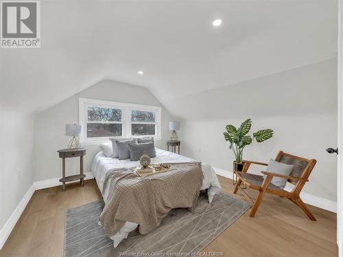 3270 Academy Drive, Windsor, ON - Indoor Photo Showing Bedroom