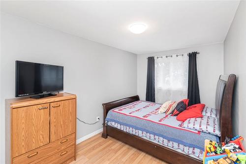 10 Angus Road|Unit #103, Hamilton, ON - Indoor Photo Showing Bedroom