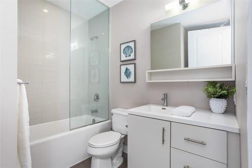 457 Plains Road E|Unit #104, Burlington, ON - Indoor Photo Showing Bathroom