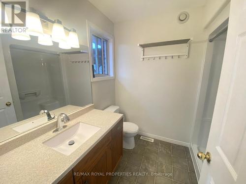 Main - 78 Hickory Grove, Belleville, ON - Indoor Photo Showing Bathroom