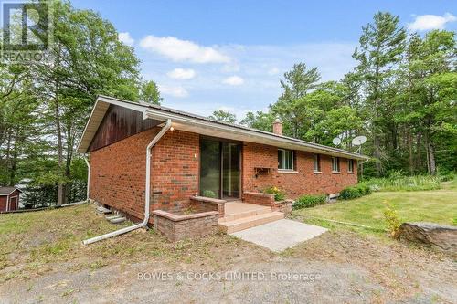 300 Peninsula Road, Havelock-Belmont-Methuen, ON - Outdoor With Exterior