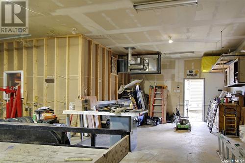 900 Mcdonald Street, Regina, SK - Indoor Photo Showing Bedroom