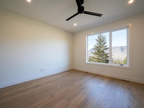 27-3100 Kicking Horse Drive, Kamloops, BC - Indoor Photo Showing Other Room