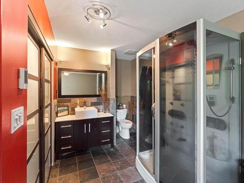 3554 Sage Drive, Kamloops, BC - Indoor Photo Showing Bathroom