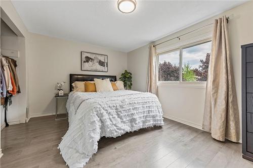 502 Grey Street|Unit #D, Brantford, ON - Indoor Photo Showing Bedroom