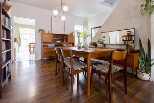 42 Burton Street, Hamilton, ON - Indoor Photo Showing Dining Room