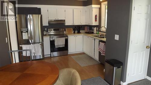 28 Axmith Ave, Elliot Lake, ON - Indoor Photo Showing Kitchen With Double Sink