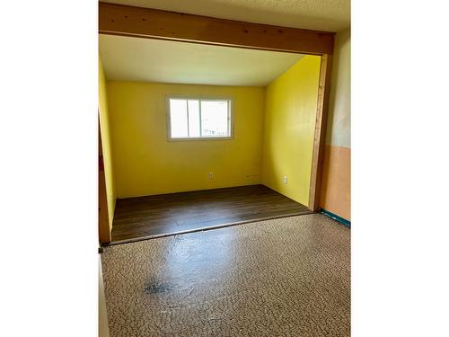 219 4Th Avenue S, Cranbrook, BC - Indoor Photo Showing Other Room