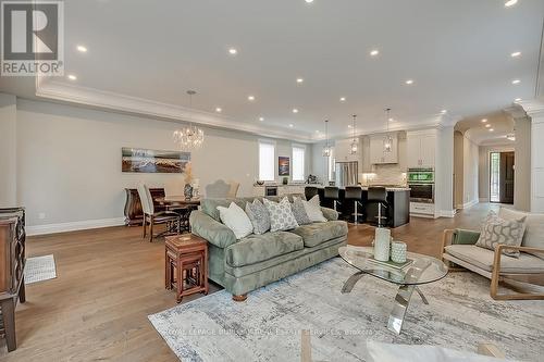 513 Woodview Road, Burlington, ON - Indoor Photo Showing Living Room